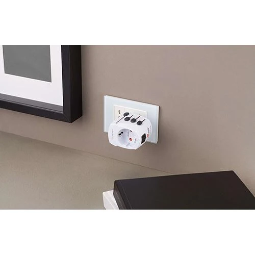 Adaptador Tomada Skross Pro 7A - Branco