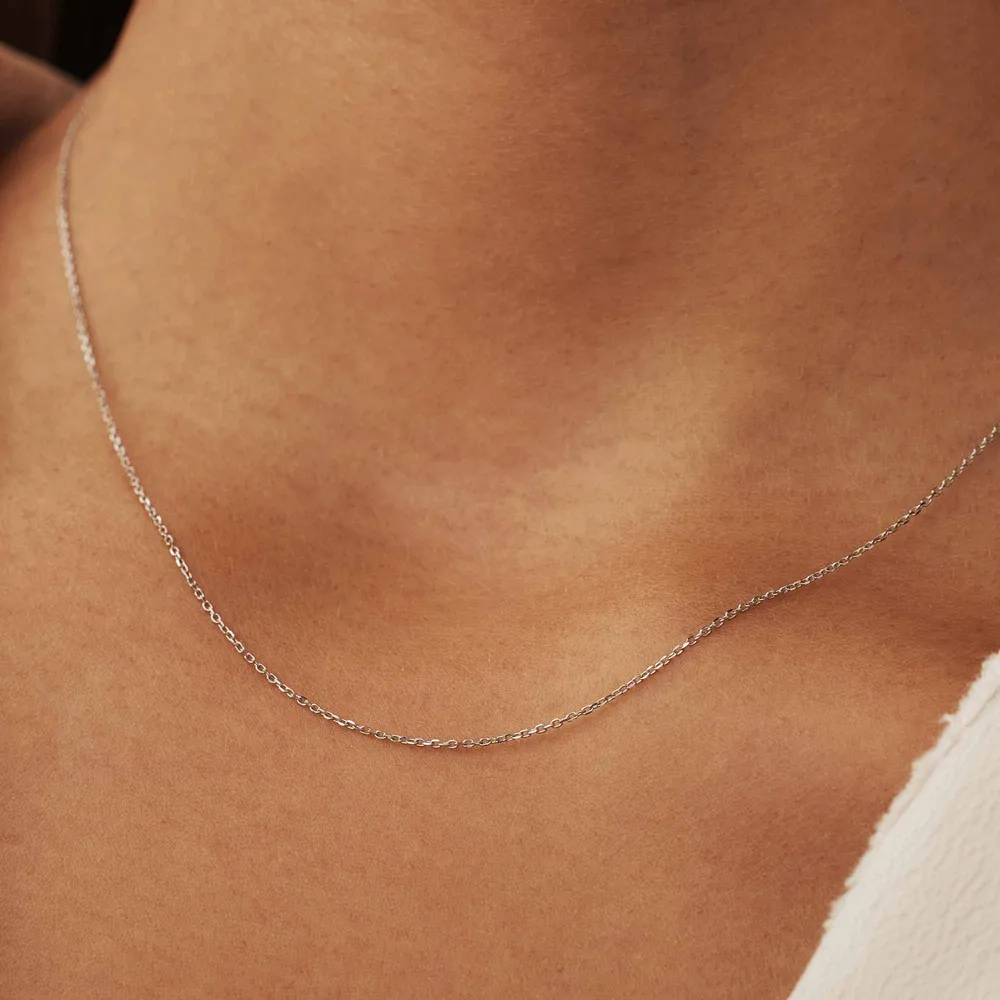 Notificador Inteligente Colar Saint Germain Nicole em ouro branco de 14 quilates