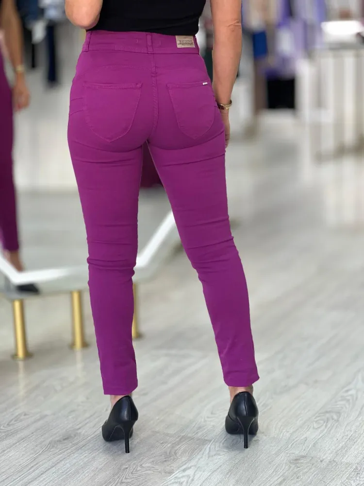 Jegging super skinny push up com Tela AMOLED