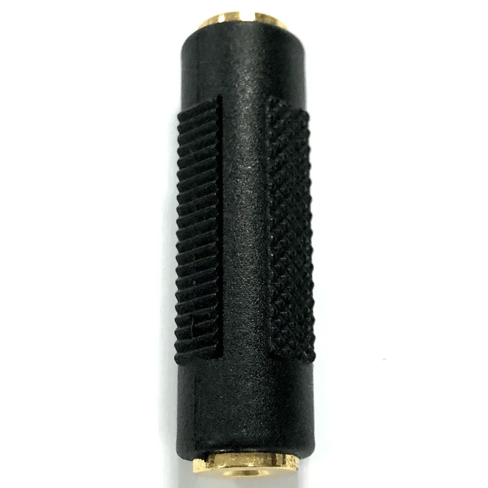 CONECTOR DE ÁUDIOVÍDEO 3,5 FÊMEA PARA 3,5 MACHO PRETO